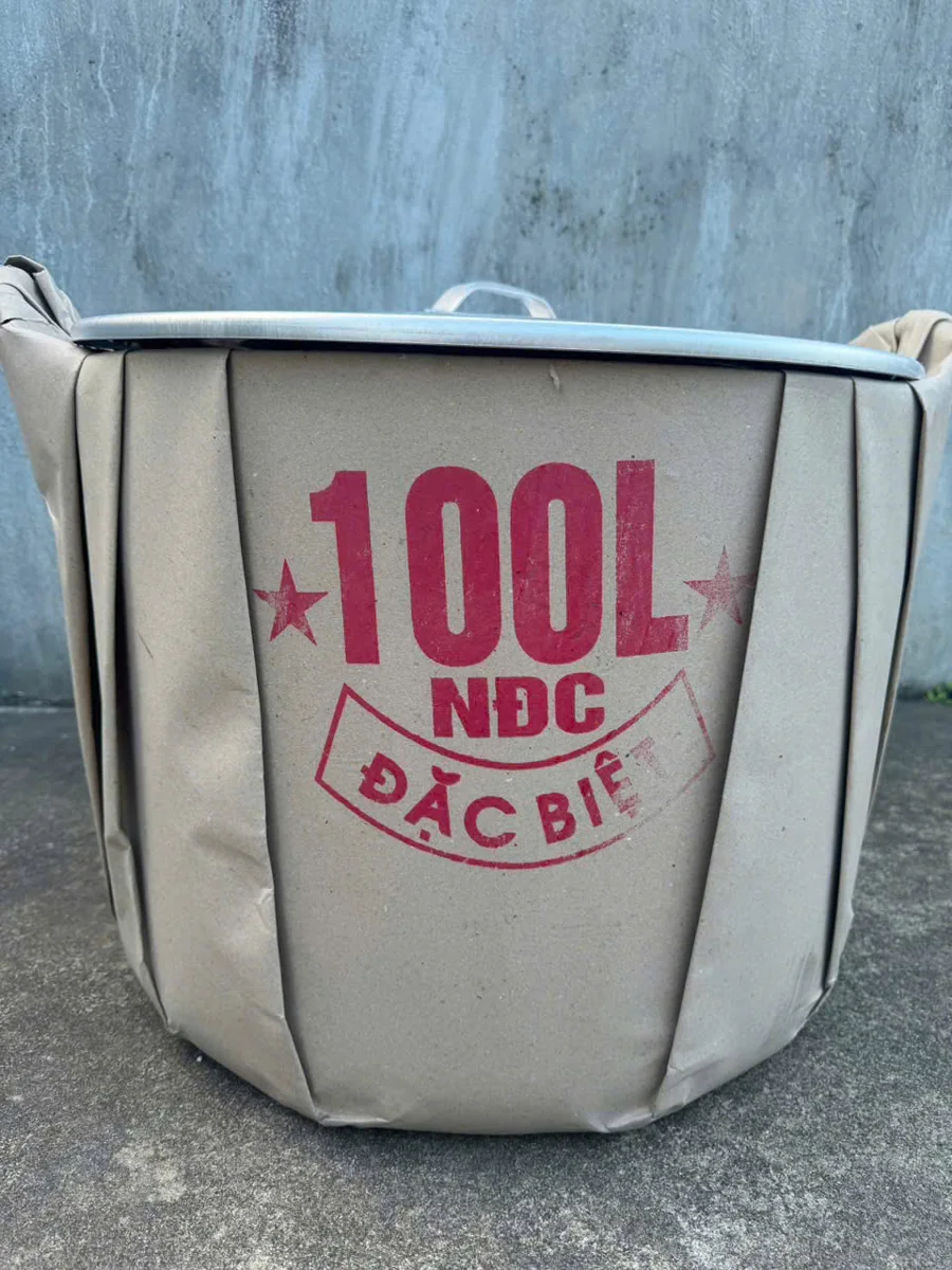 Nồi nhôm 100 lít bọc bao giấy in cỡ của xưởng Phương Cảnh, đóng kiện gửi đi xa